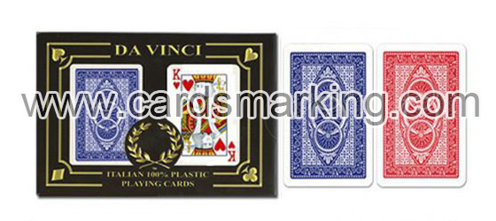 Rota Da Vinci cartoes de jogo marcados com tinta luminosa